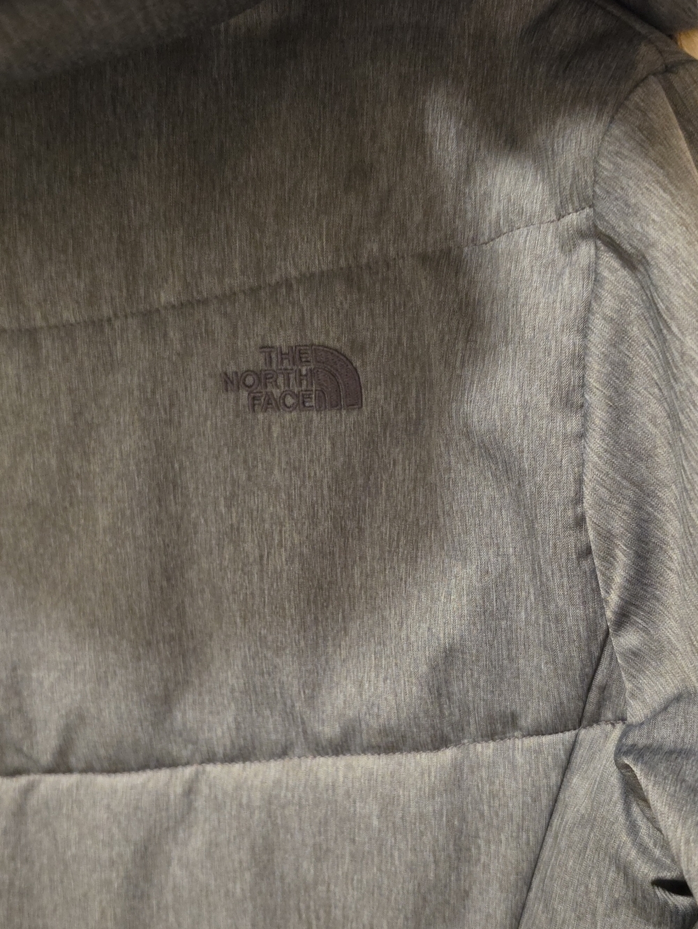 The North Face Winter Jacket Large - Picture 9 of 9